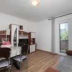 Apartament Katica *